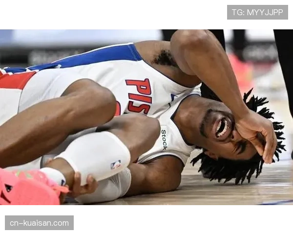 比尔髋骨骨折赛季报销快船外线得分点缺失侧翼火力不足